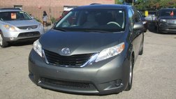 2014 Toyota Sienna LE