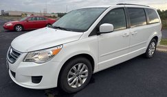 2012 Volkswagen Routan SE