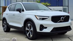 2023 Volvo XC40 B4 Plus Dark Theme