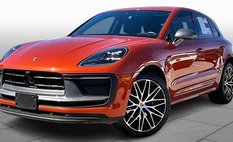 2023 Porsche Macan T
