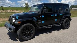 2023 Jeep Wrangler Sahara 4WD