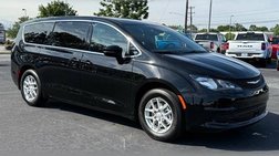 2025 Chrysler Voyager LX