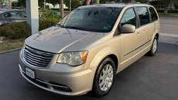 2013 Chrysler Town and Country Touring