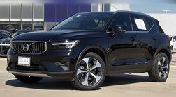 2025 Volvo XC40 B5 Plus Bright Theme