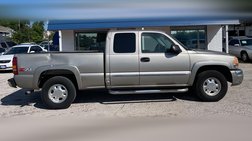 2003 GMC Sierra 2500HD Ext. Cab Short Bed 2WD
