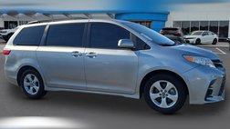 2019 Toyota Sienna LE