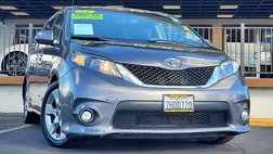 2014 Toyota Sienna SE 8-Passenger
