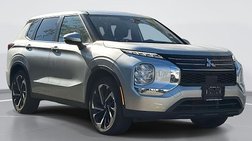 2022 Mitsubishi Outlander ES