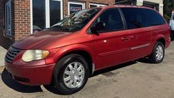 2005 Chrysler Town and Country Touring