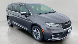 2023 Chrysler Pacifica Hybrid Limited