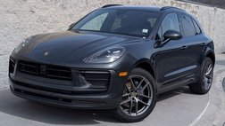 2025 Porsche Macan T