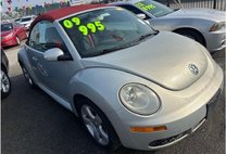 2009 Volkswagen New Beetle Blush Edition PZEV