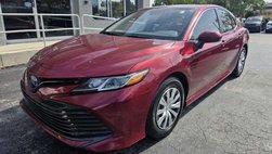 2019 Toyota Camry Hybrid LE