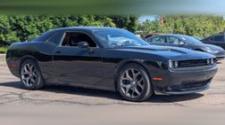 2016 Dodge Challenger SXT Plus