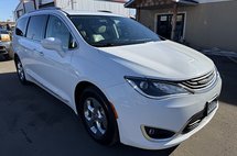 2018 Chrysler Pacifica Hybrid Touring L