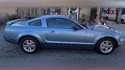 2005 Ford Mustang Premium