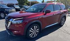 2022 Nissan Pathfinder Platinum