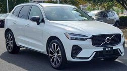 2025 Volvo XC60 B5 Plus Dark Theme