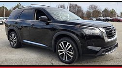 2025 Nissan Pathfinder Platinum