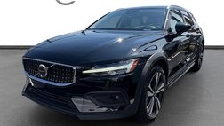 2024 Volvo V60 Cross Country B5 Plus