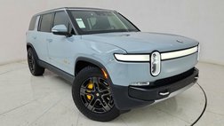 2024 Rivian R1S Adventure