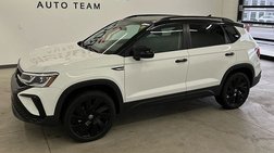 2024 Volkswagen Taos SE Black 4Motion