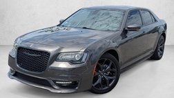 2023 Chrysler 300 Touring L