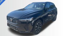 2025 Volvo XC60 B5 Core Dark Theme