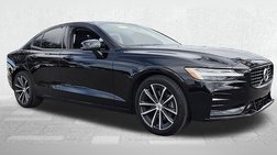 2022 Volvo S60 B5 Momentum