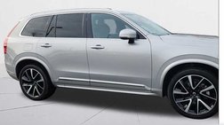 2023 Volvo XC90 B5 Plus Bright Theme