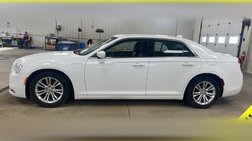 2019 Chrysler 300 Touring