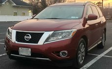2016 Nissan Pathfinder SV