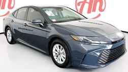 2025 Toyota Camry Hybrid SE