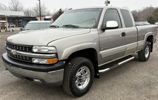 1999 Chevrolet Silverado 2500 LT RWD