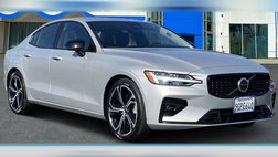 2024 Volvo S60 B5 Plus Dark Theme