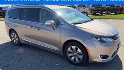 2017 Chrysler Pacifica Hybrid Platinum