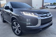 2022 Mitsubishi Outlander Sport ES FWD