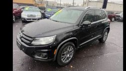 2016 Volkswagen Tiguan 2.0T R-Line 4Motion