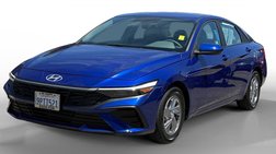 2025 Hyundai Elantra SE