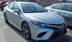 2019 Toyota Camry Hybrid XLE