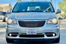 2014 Chrysler Town and Country Touring