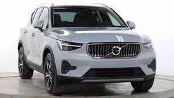 2025 Volvo XC40 B5 Core Bright Theme