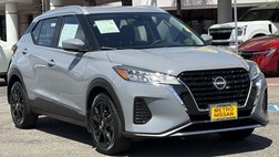 2022 Nissan Kicks SV
