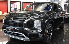2023 Mitsubishi Outlander PHEV SE
