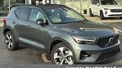2026 Volvo XC40 B5 Plus