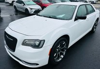 2018 Chrysler 300 Touring