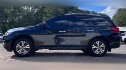 2020 Nissan Pathfinder S