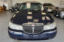 2001 Lincoln Town Car Signature