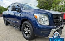 2021 Nissan Titan SV