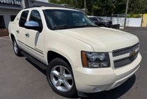 2013 Chevrolet Avalanche LTZ Black Diamond